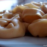 Käse-Knoblauch-Soße zu Tortellini