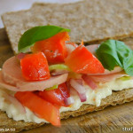 Wurstsalat zu Knäckebrot